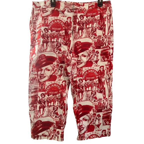 Pants - Red and White Vintage Miss America Capri Style Pants. Size 20